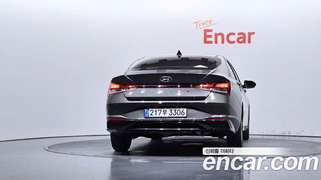Hyundai AVANTE 2021 — photo 4