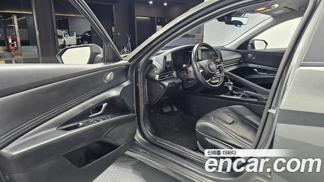 Hyundai AVANTE 2021 — photo 13