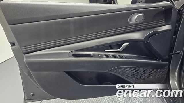 Hyundai AVANTE 2021 — photo 14