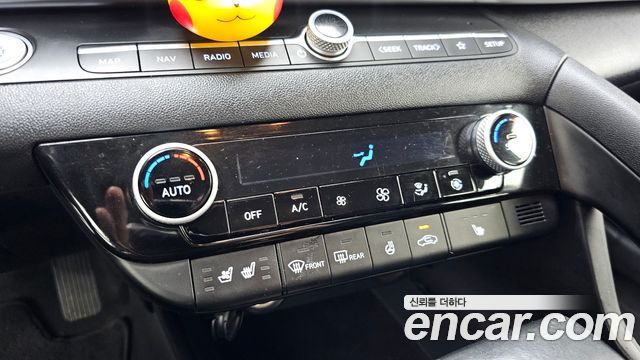 Hyundai AVANTE 2021 — photo 30