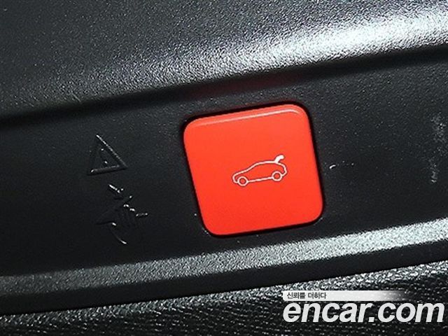 Peugeot 408 2023 — photo 19