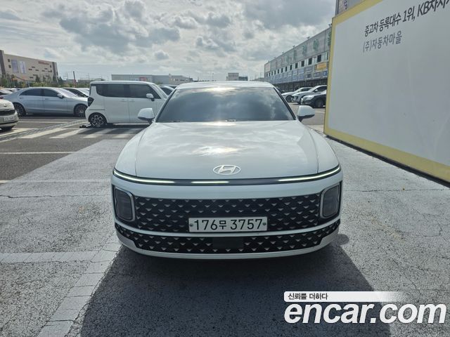 Hyundai Grandeur 2023 — photo 1