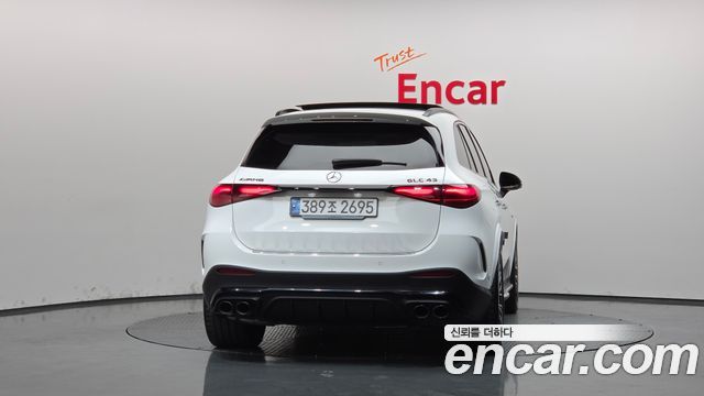 Mercedes-Benz GLC-Class 2024 — photo 4