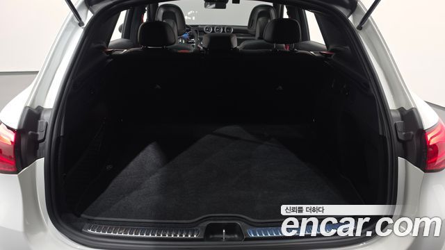 Mercedes-Benz GLC-Class 2024 — photo 26