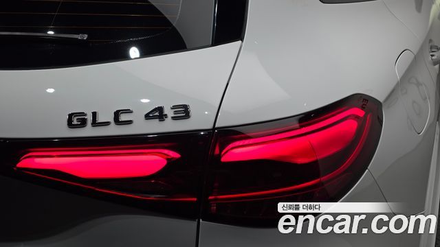 Mercedes-Benz GLC-Class 2024 — photo 9