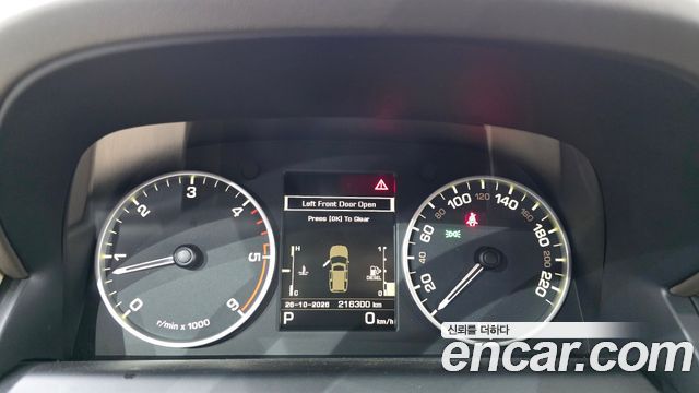 Land Rover Discovery 2014 — photo 7