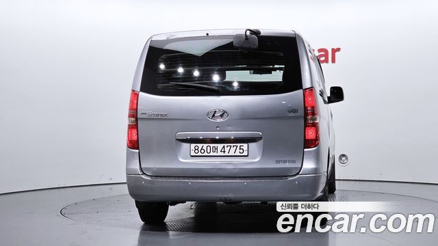 Hyundai Starex 2015 — photo 4