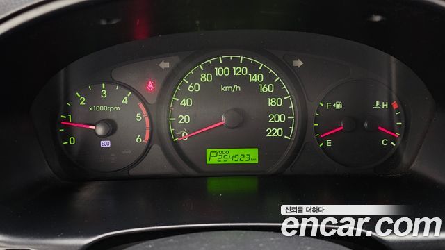Hyundai Starex 2015 — photo 8