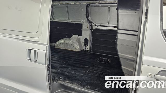 Hyundai Starex 2015 — photo 11