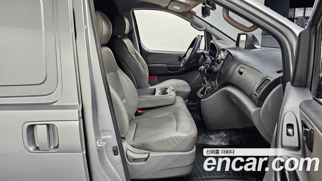 Hyundai Starex 2015 — photo 12