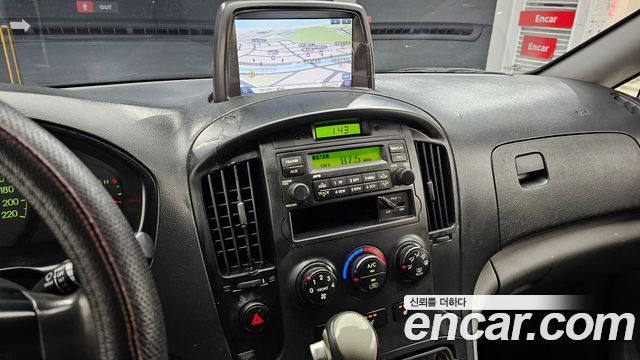 Hyundai Starex 2015 — photo 14
