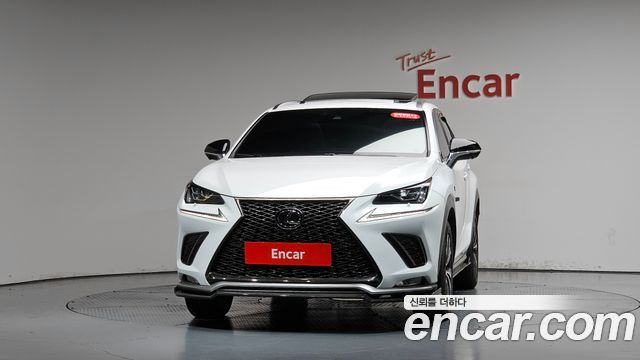 Lexus NX 2020 — photo 3