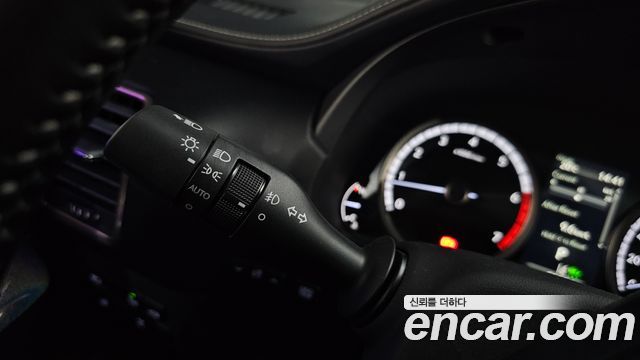 Lexus NX 2020 — photo 39