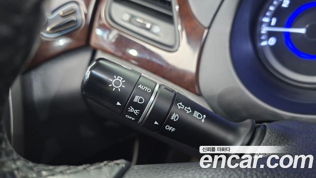 Hyundai Grandeur 2013 — photo 26