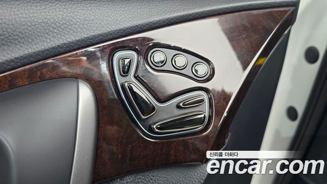 Hyundai Grandeur 2013 — photo 27