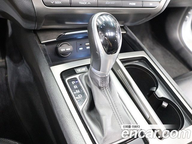 Hyundai Genesis 2014 — photo 9