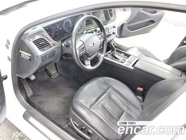Hyundai Genesis 2014 — photo 10