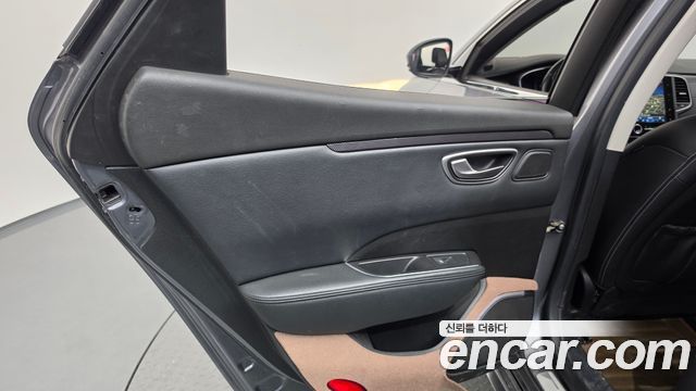 Renault Korea SM6 2017 — photo 15