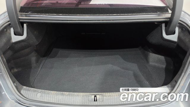 Renault Korea SM6 2017 — photo 27