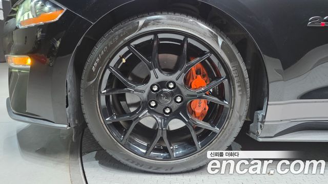 Ford Mustang 2019 — photo 5