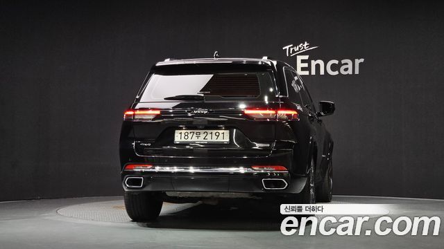Jeep Cherokee 2023 — photo 4