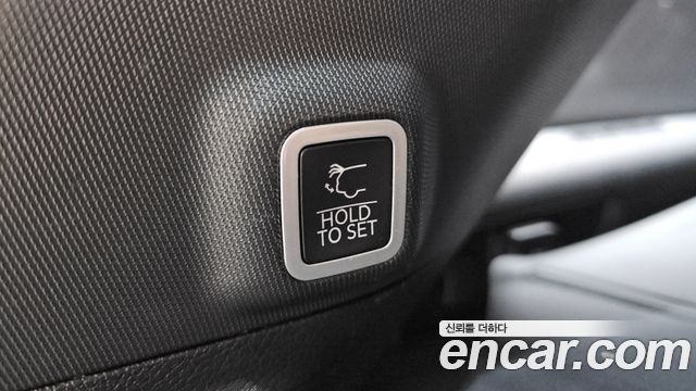 Jeep Cherokee 2023 — photo 27