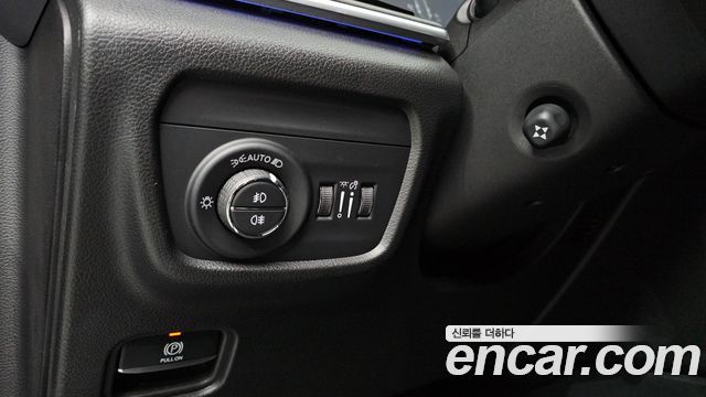 Jeep Cherokee 2023 — photo 29