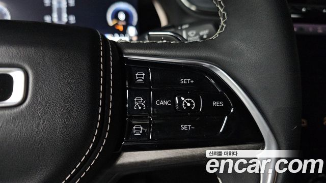 Jeep Cherokee 2023 — photo 33