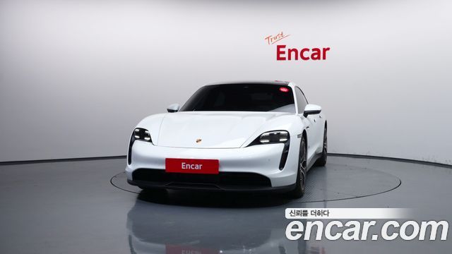 Porsche Taycan 2022 — photo 3