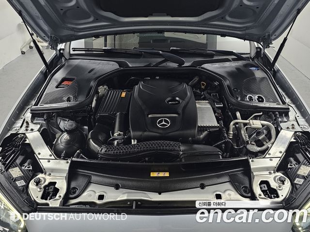Mercedes-Benz E-Class 2021 — photo 6