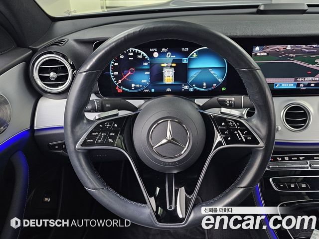 Mercedes-Benz E-Class 2021 — photo 13