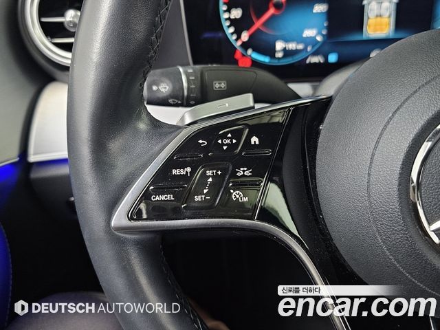 Mercedes-Benz E-Class 2021 — photo 18