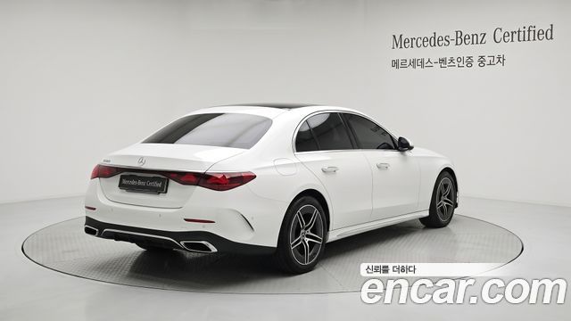 Mercedes-Benz E-Class 2026 — photo 2