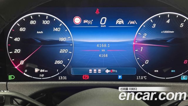 Mercedes-Benz E-Class 2026 — photo 8