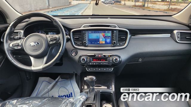 Kia Sorento 2016 — photo 8