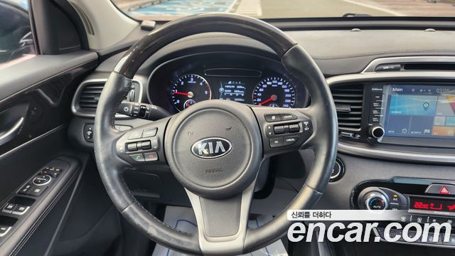 Kia Sorento 2016 — photo 10