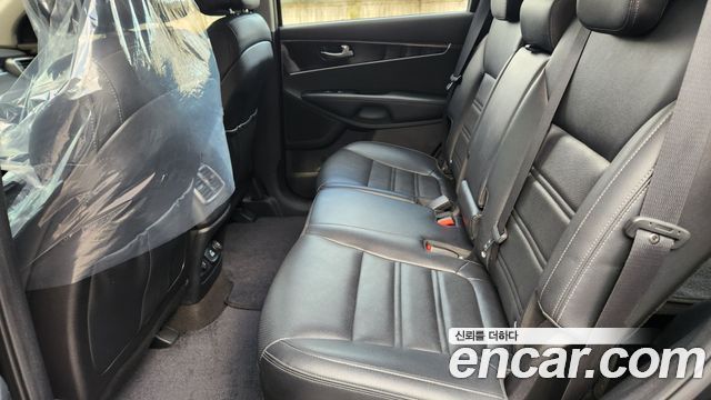 Kia Sorento 2016 — photo 16