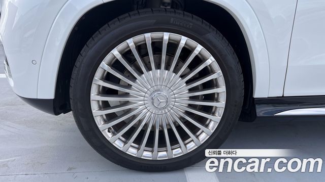 Mercedes-Benz GLS-Class 2026 — photo 5