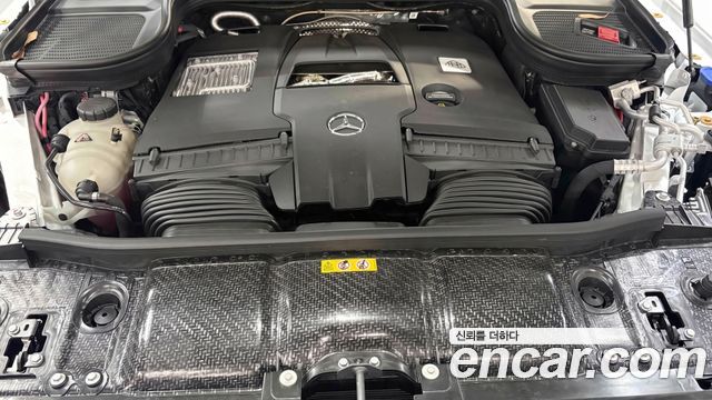 Mercedes-Benz GLS-Class 2026 — photo 6