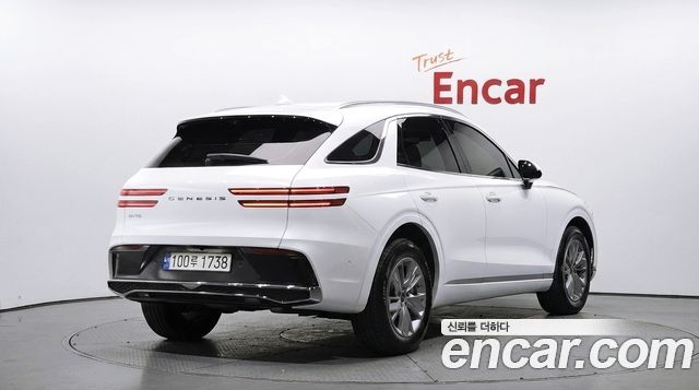 Genesis GV70 2025 — photo 2