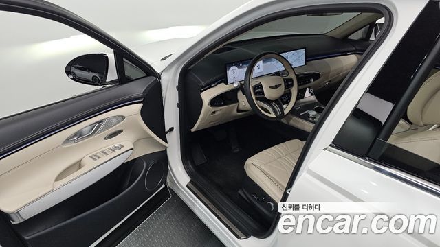 Genesis GV70 2025 — photo 17