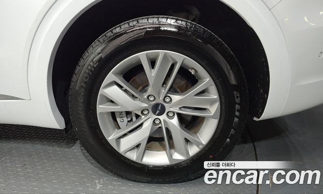 Genesis GV70 2025 — photo 7