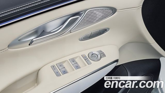 Genesis GV70 2025 — photo 28