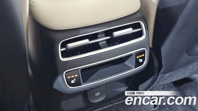 Genesis GV70 2025 — photo 30