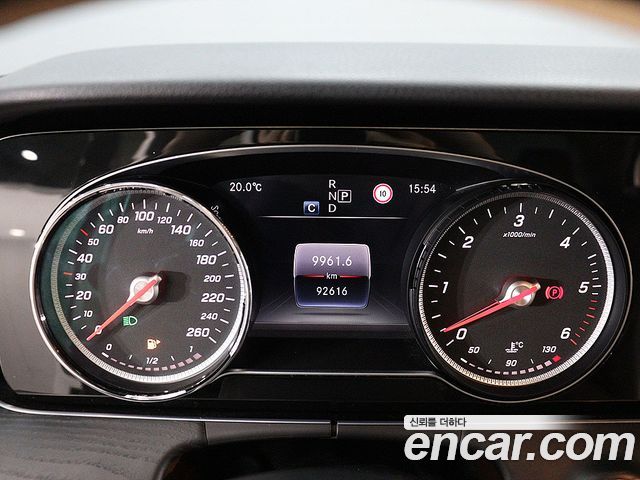 Mercedes-Benz E-Class 2018 — photo 6
