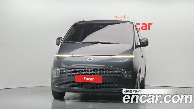 Hyundai Staria 2022 — photo 3