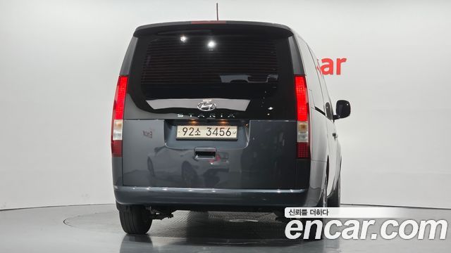 Hyundai Staria 2022 — photo 4
