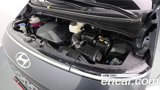 Hyundai Staria 2022 — photo 6
