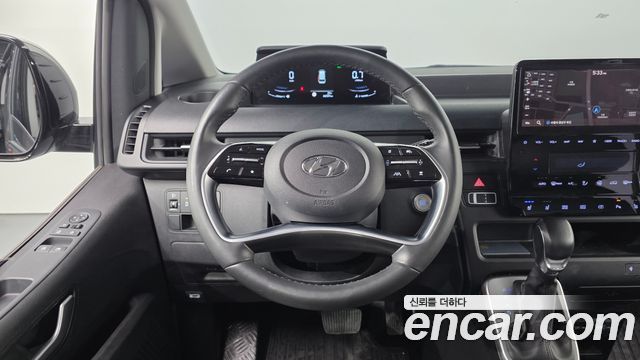 Hyundai Staria 2022 — photo 20