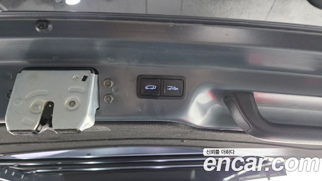 Hyundai Staria 2022 — photo 22